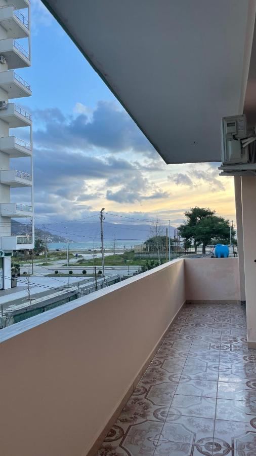 Vila Osmenaj Rent Room Or Apartment Vlore Exterior photo